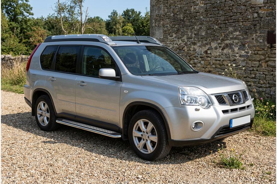 Nissan X-trail T31 2007–2014 Zijtreden Maydos V2 (2 st., aluminium/RVS) Image