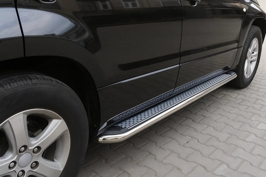 Suzuki Grand Vitara 2005–2017 Zijtreden Maydos V2 (2 st., aluminium/RVS) Image