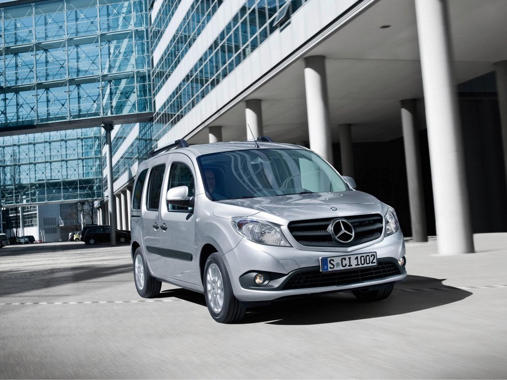 Review van de compacte minivan Mercedes-Benz Citan