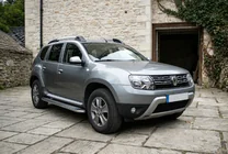 Dacia Duster 2008–2018 Zijtreden Maydos V2 (2 st., aluminium/RVS) foto 1