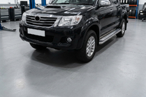 Toyota Hilux 2006–2015 Zijtreden Maydos V2 (2 st., aluminium/RVS) foto 1