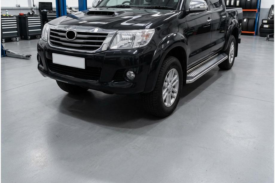 Toyota Hilux 2006–2015 Zijtreden Maydos V2 (2 st., aluminium/RVS) Image