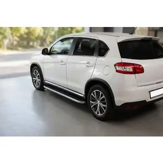 Tayga side steps (set van 2, aluminium) foto 1