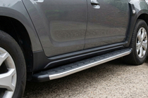 Renault Duster 2018–2024 Fullmond side steps (2 stuks, aluminium) foto 1