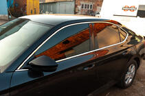 Skoda Superb 2015–2024 Volledige raamomlijsting (RVS) foto 3