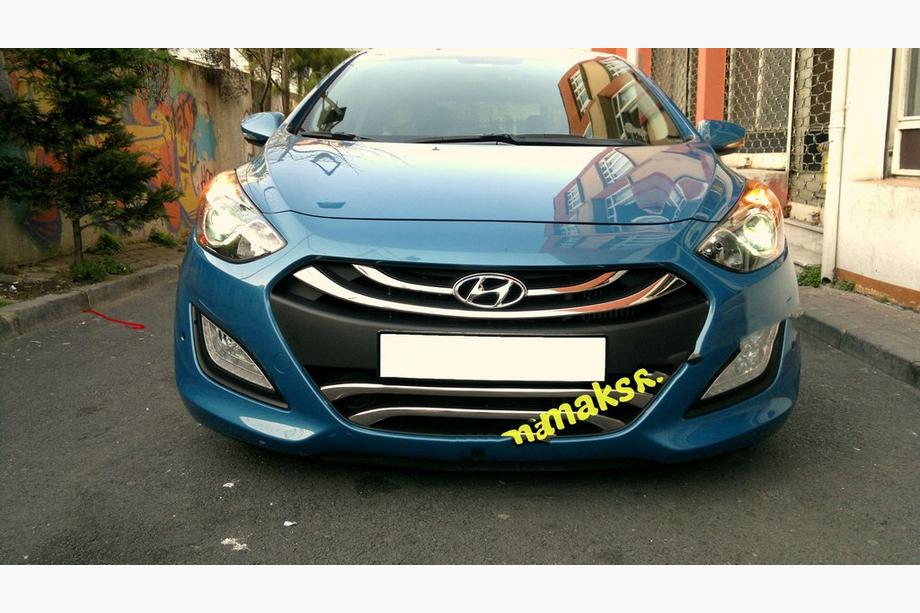 Hyundai I-30 2012–2017 RVS sierlijsten voor onderrooster type 2 Foto 2