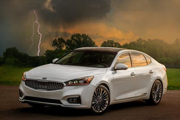 Kia Cadenza sedan: degelijkheid, comfort en premiumkwaliteit