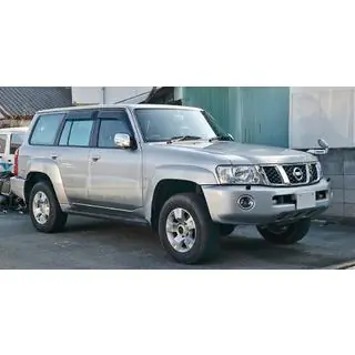 Safari bodykit set Nissan Patrol Y61 1997–2011 foto 1
