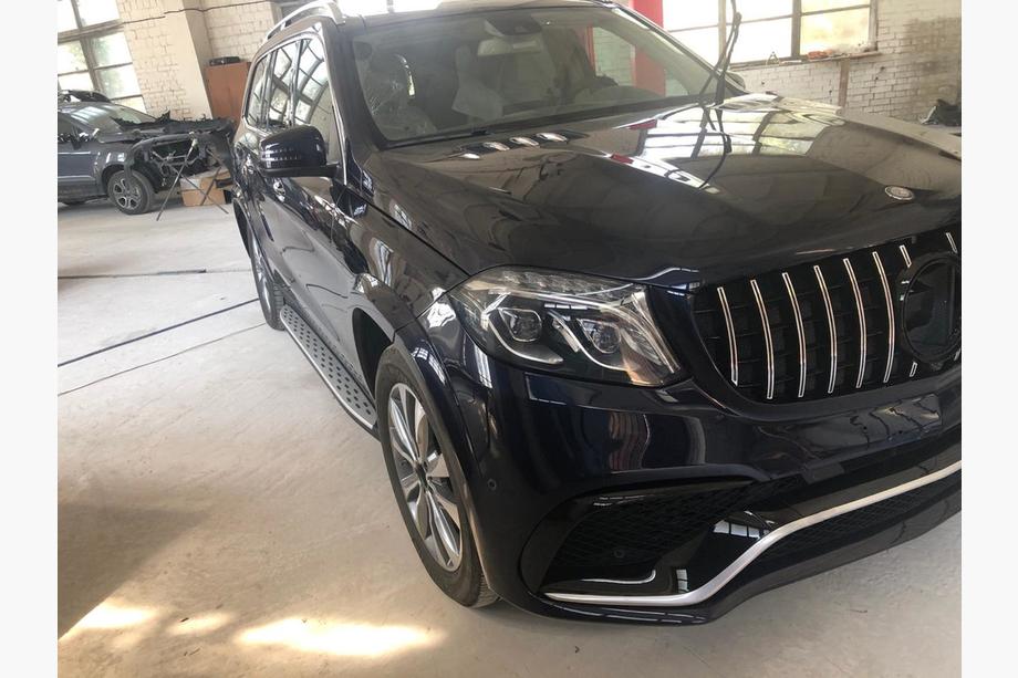 Mercedes GL/GLS-klasse X166 2012–2019 AMG V1 bodykit met complete bumpers (GLS63) Foto 6