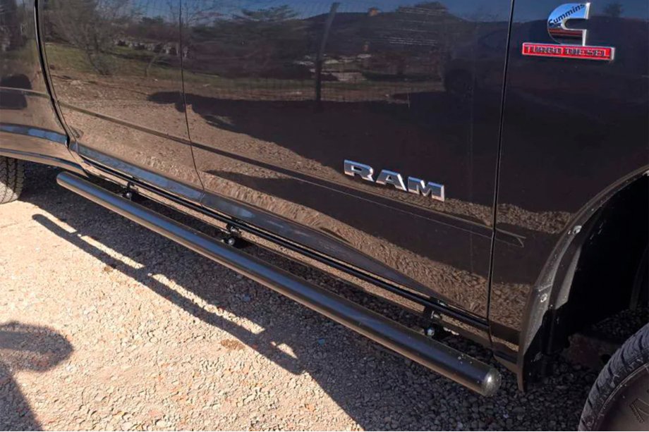Dodge RAM (DT) 2018– Standaard sidebars (2 st., RVS) Foto 3