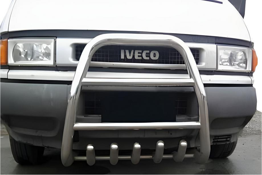 Iveco Daily 1999–2006 Bullbar QT007 Image