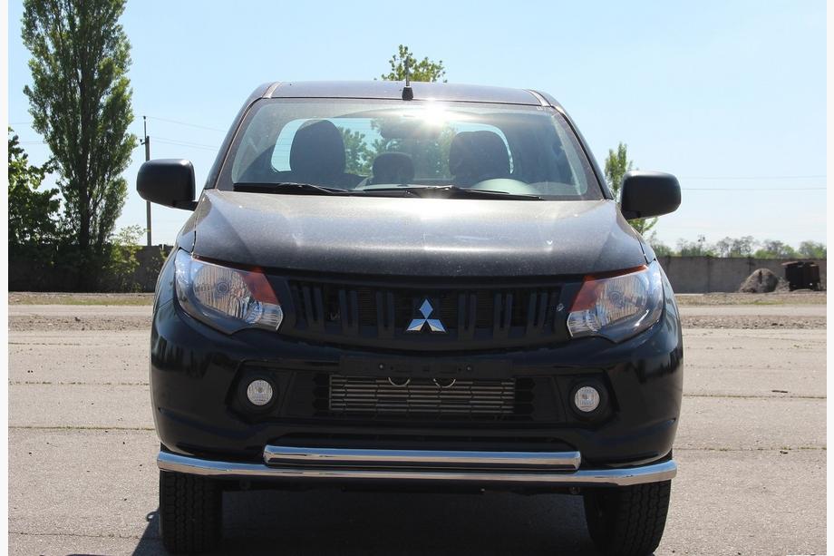 Mitsubishi L200 2015–2024 Voorbeschermbeugel ST014 (RVS) Image