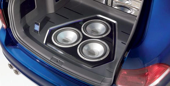 Installatie van auto-audiosystemen