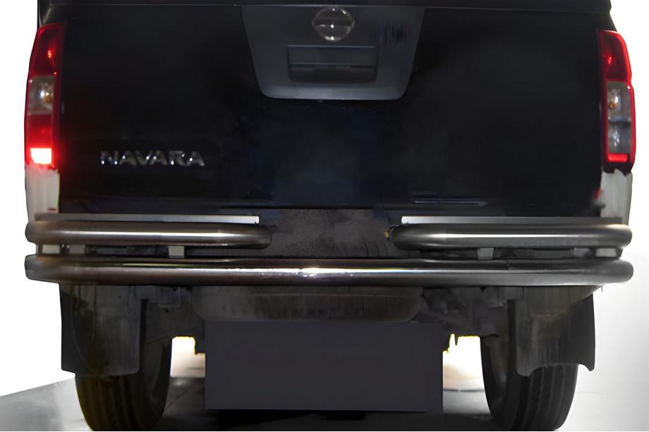Nissan Navara 2006–2015 Achterbeschermbeugel AK005-3 (RVS) Image