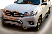 Toyota Hilux 2015– Frontbescherming WT009 (RVS) foto 1