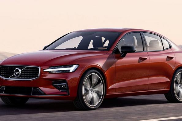 Review van de sedan Volvo S60 van de nieuwe generatie Foto 1