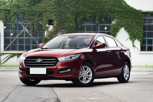 Review van de FAW Besturn B50 sedan van de tweede generatie