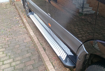 Volkswagen Crafter 2006–2016 Side steps Allmond Grey (set van 2, aluminium) Lang/Extra lang foto 2