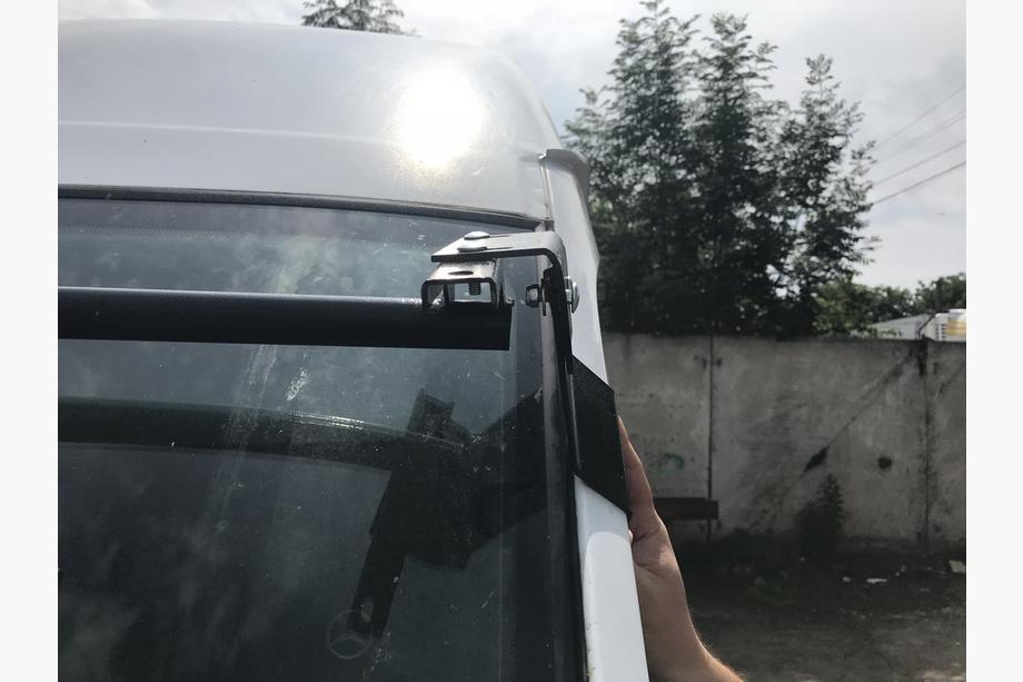 Mercedes Sprinter W901/902/903/904/905 1995–2006 Voorruitvizier (zwart hoogglans, 5 mm) Foto 12