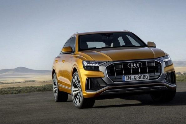 Review van de premium crossover Audi Q8