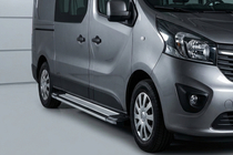 Nissan NV300/Primastar 2016– Rainbow side steps (2 stuks, aluminium) foto 1