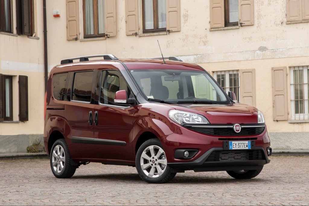 Review van de vijfzits Fiat Doblo compacte bestelwagen