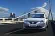 Review van de vijfdeurs hatchback Suzuki Baleno foto 2
