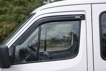 Volkswagen LT 1995–2006 Raamwindschermen (2 stuks, Niken) foto 1