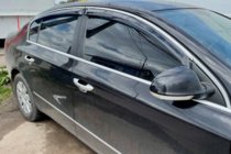 Volkswagen Passat B7 2012–2015 Raamdeflectoren met chromen sierlijst SD (4 stuks, EU, HIC) foto 1