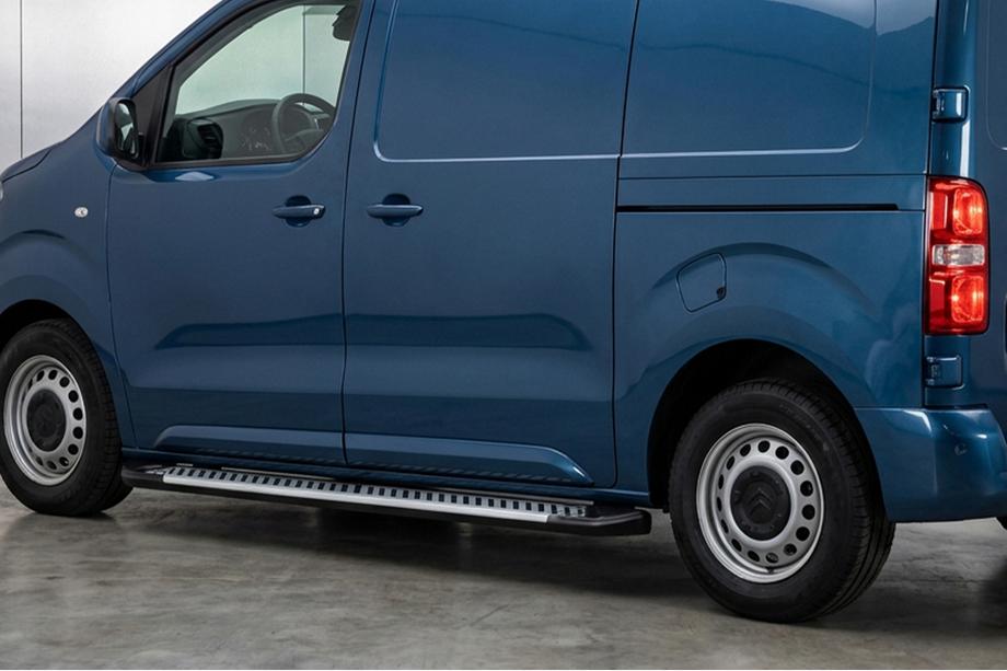 Citroen Jumpy/Dispatch 2017– Line side steps (set van 2, aluminium) Image