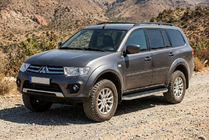 Mitsubishi Pajero Sport 2008–2015 Tayga side steps (set van 2, aluminium) foto 1