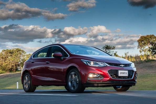 Tweede generatie hatchback van de Chevrolet Cruze