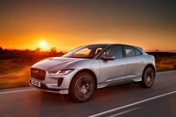 Elektrische vierwielaangedreven crossover Jaguar I-Pace