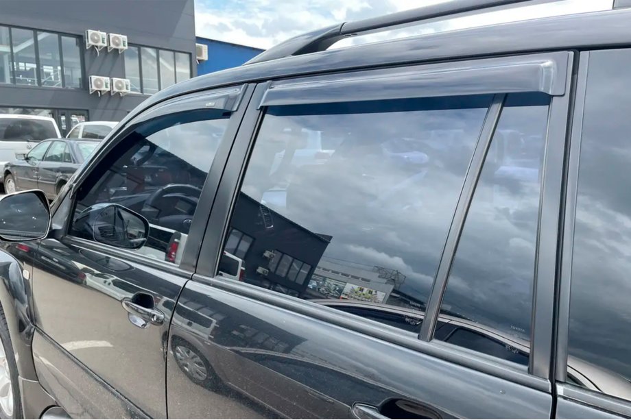 Toyota Land Cruiser Prado 120 2002–2009 Raamdeflectoren (4 stuks, HIC) Image