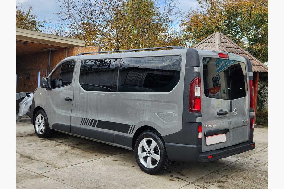 Opel Vivaro 2015–2019 Skyport dakrails (zwart) Lange wielbasis Foto 6