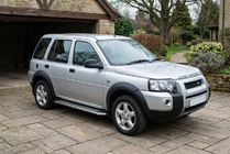 Land Rover Freelander I 1997–2006 Zijtreden Maydos V2 (2 st., aluminium/RVS) foto 1