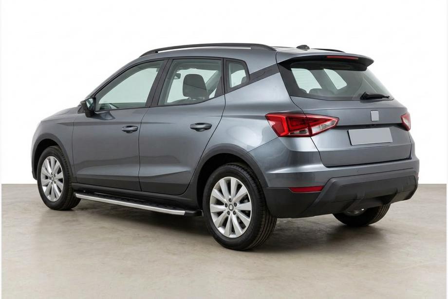 Seat Arona 2017– Fullmond side steps (2 stuks, aluminium) Image