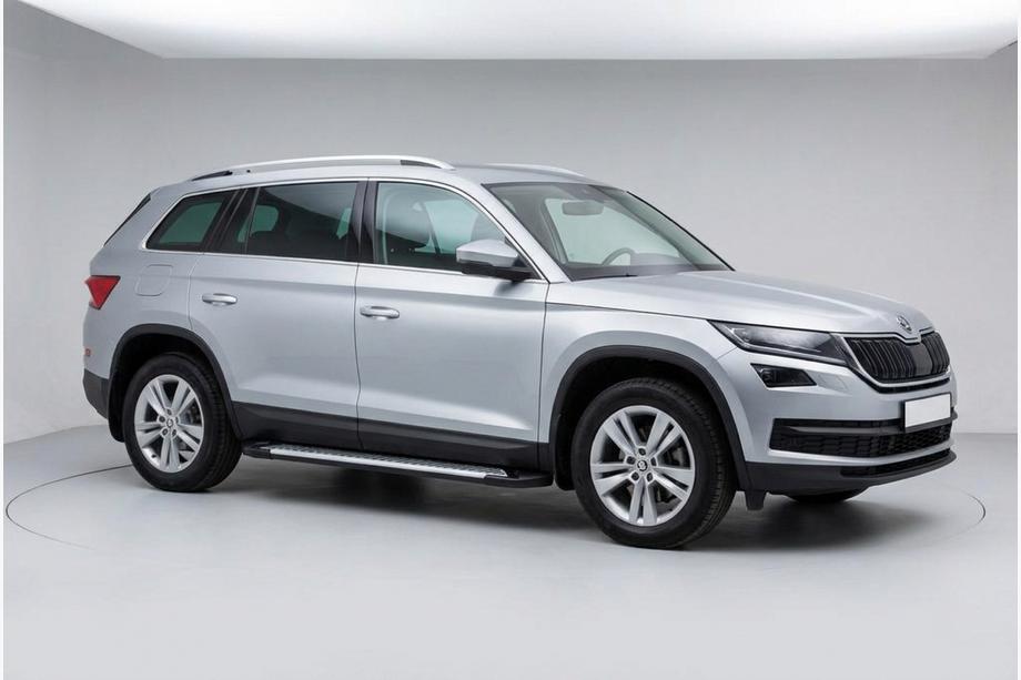 Skoda Kodiaq 2016–2023 Line side steps (set van 2, aluminium) Image