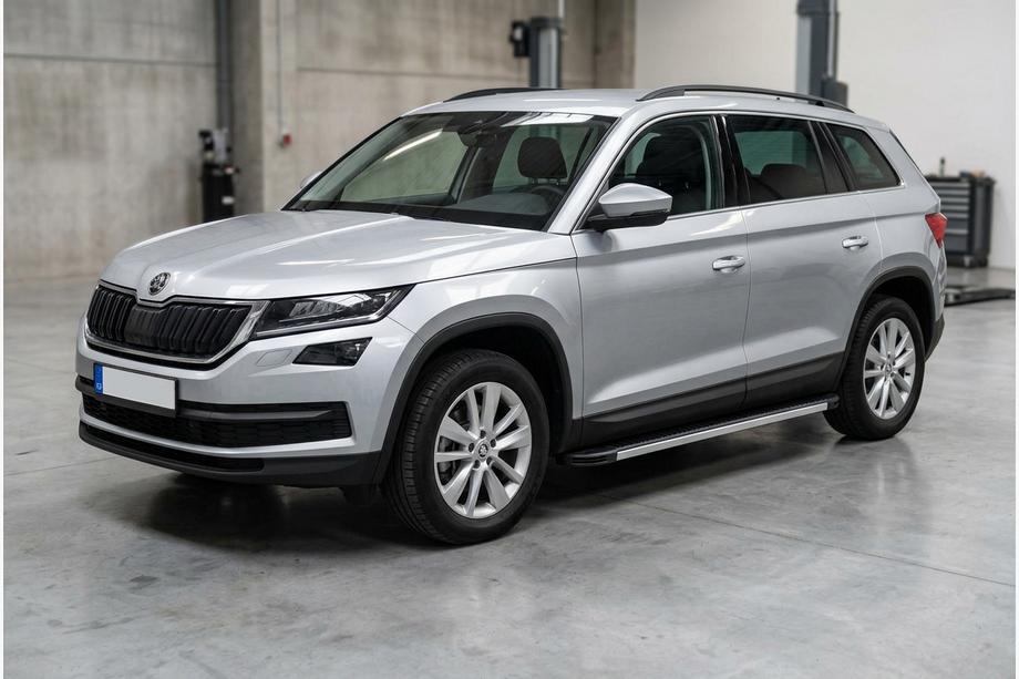 Skoda Kodiaq 2016–2023 Side steps Maya V1 (2 stuks, aluminium) Image