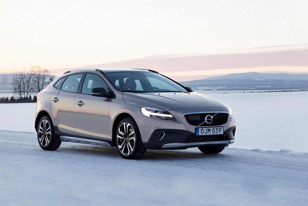 Review van de crossoverversie van de Volvo V40 Cross Country hatchback