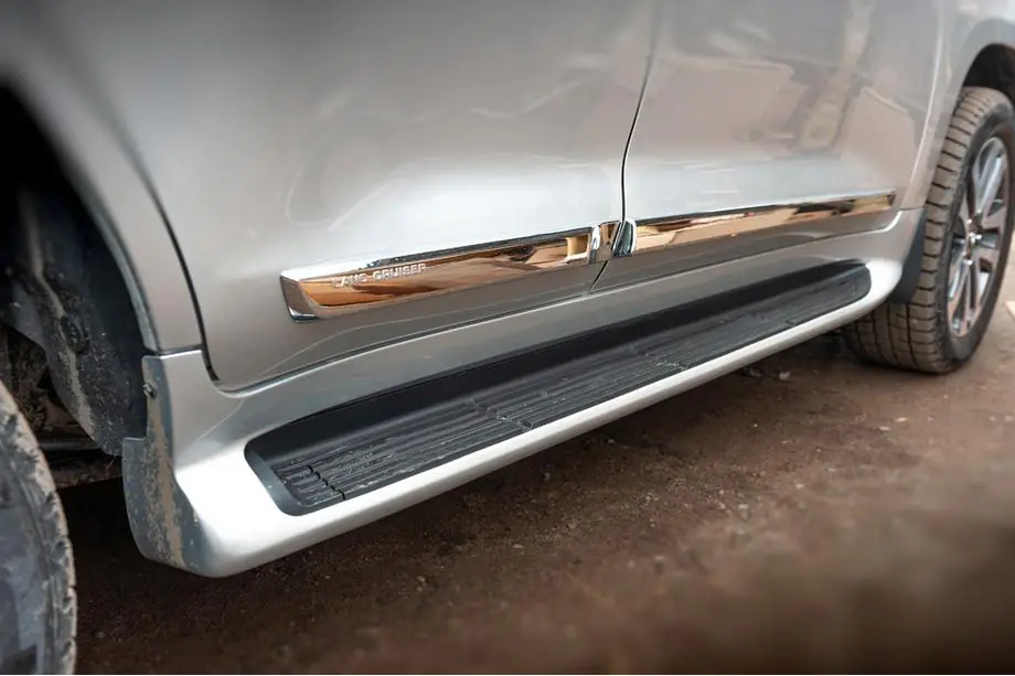 Toyota Land Cruiser 200 2007–2021 Deurlijstenset (2016-2021) Image