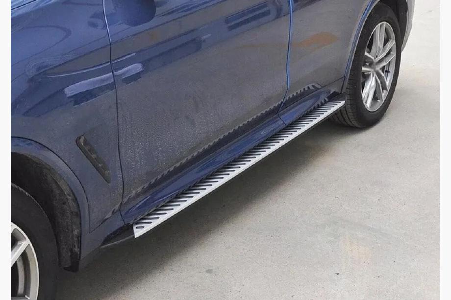 BMW X4 G02 2018– OEM side steps (set van 2) Image