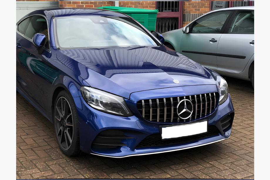 Mercedes C-klasse W205 2014–2021 Panamericana GT voorgrille (voor Avantgarde/AMG-Line/C43 AMG) 2018+, met camera Image