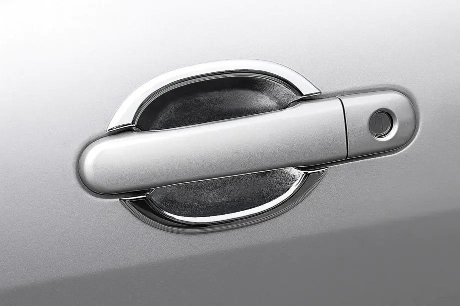 Nissan Tiida 2004–2011 Handgreepkommetjes (4 st., kunststof) Image