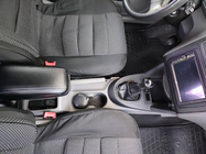 Volkswagen Caddy 2015–2020 Armsteun voor in de bekerhouder foto 7