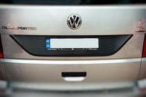 Volkswagen T6 2015–2024 Kunststof sierlijst voor kofferklep Rood foto 3