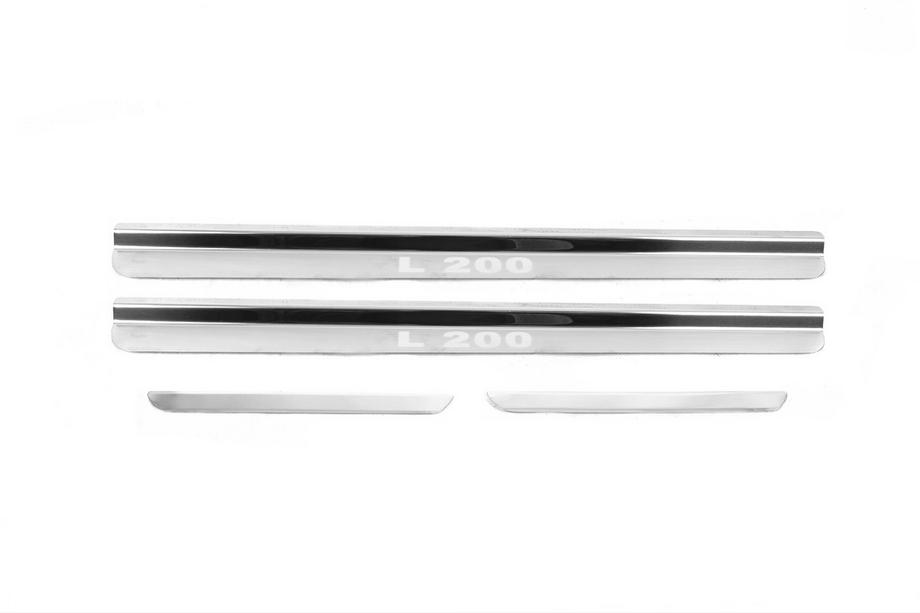 Mitsubishi L200 2006–2015 Carmos dorpellijsten (set 4 stuks, RVS) Image