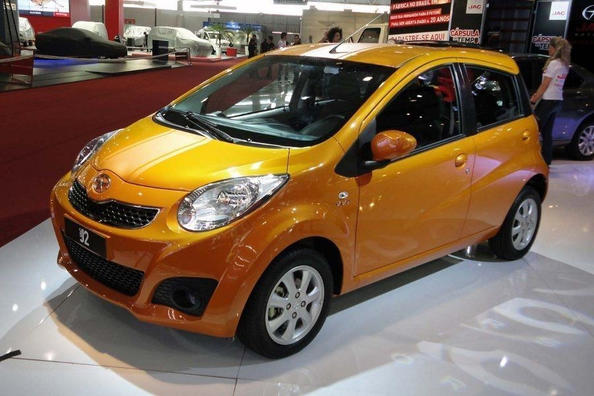 Review van de compacte hatchback JAC J2