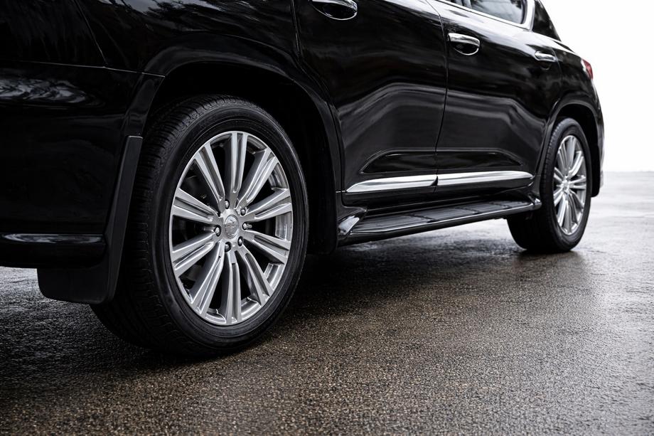 Lexus LX570/450d 2008–2022 Deurlijsten (design 2016+) Foto 4