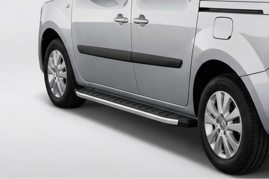 Renault Kangoo 2008–2020 Fullmond side steps (set van 2, aluminium) Lange wielbasis Image